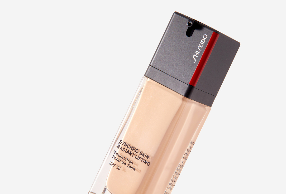 Shiseido Radiant Liftin Face Foundation SPF 30  Synchro