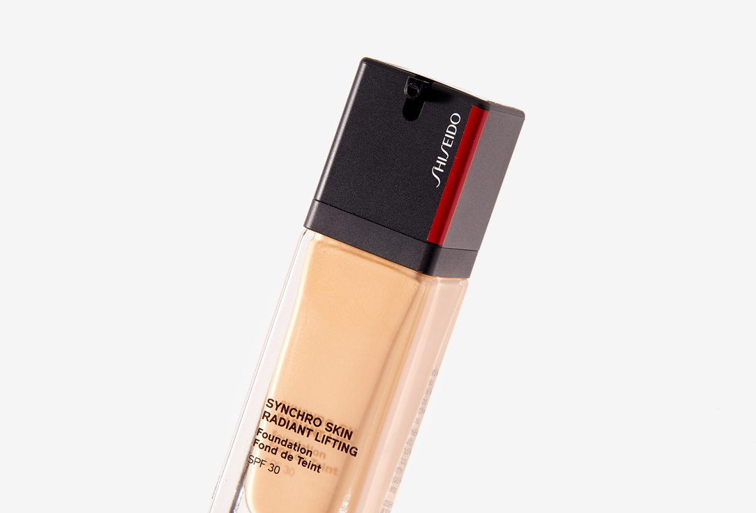 Shiseido Radiant Liftin Face Foundation SPF 30  Synchro