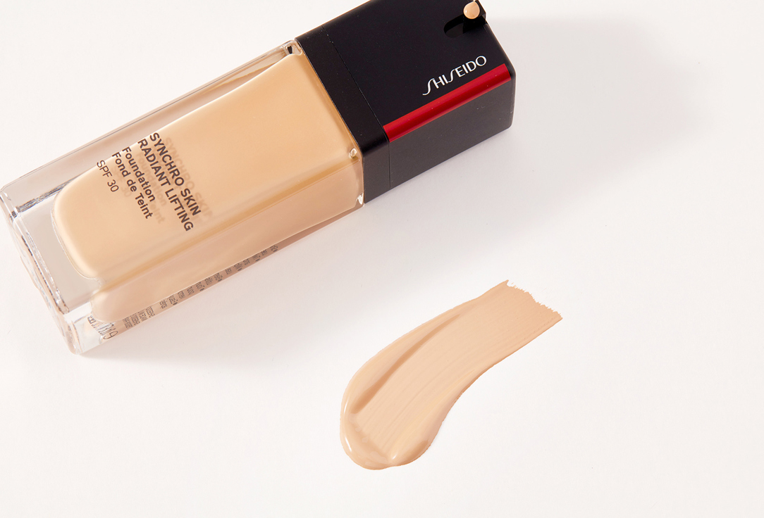 Shiseido Radiant Liftin Face Foundation SPF 30  Synchro