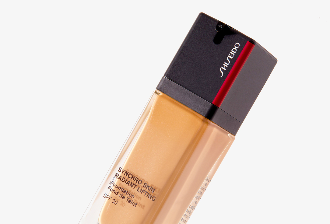 Shiseido Radiant Liftin Face Foundation SPF 30  Synchro