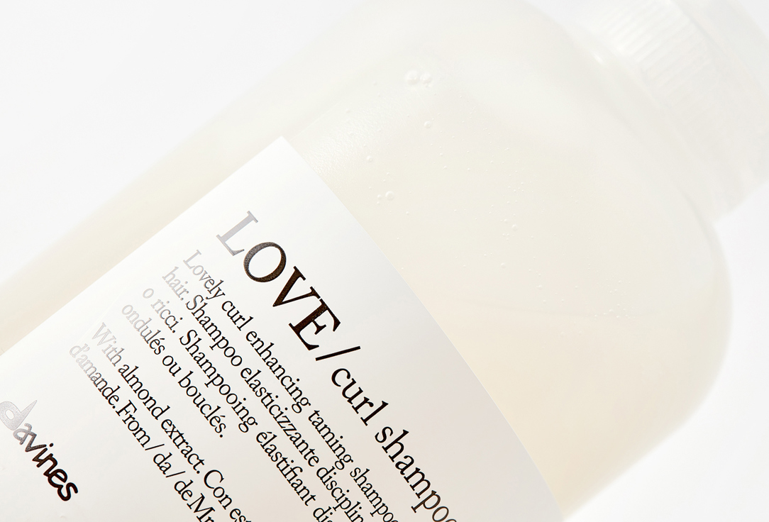 Davines Curl enhancing shampoo for curly or wavy hair LOVE CURL shampoo
