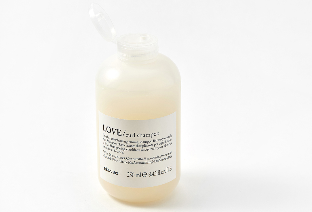 Davines Curl enhancing shampoo for curly or wavy hair LOVE CURL shampoo