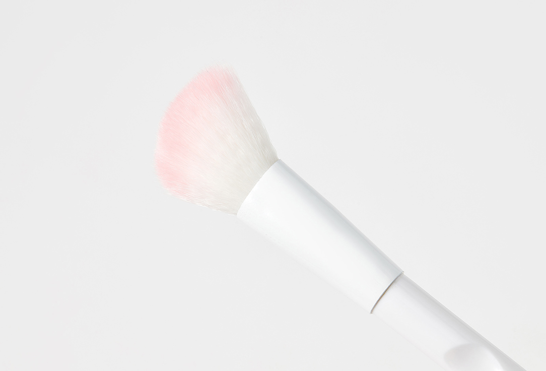 Wet n Wild Contour Brush Angled 