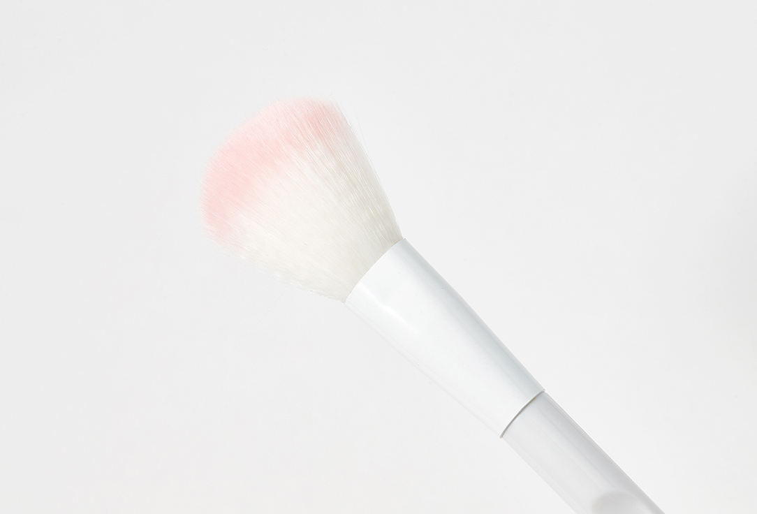 Wet n Wild Makeup Brush Blush Brush