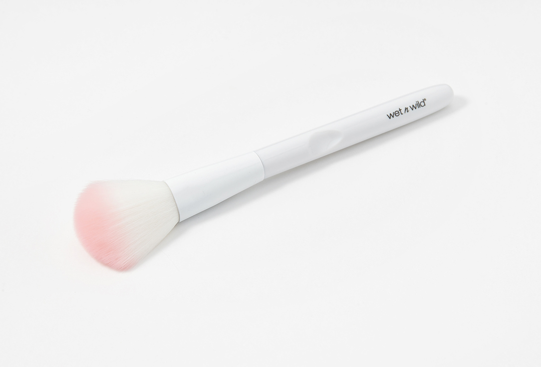 Wet n Wild Makeup Brush Blush Brush