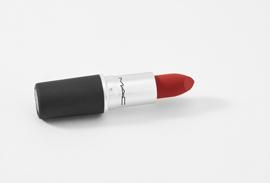 MAC Lipstick Powder Kiss