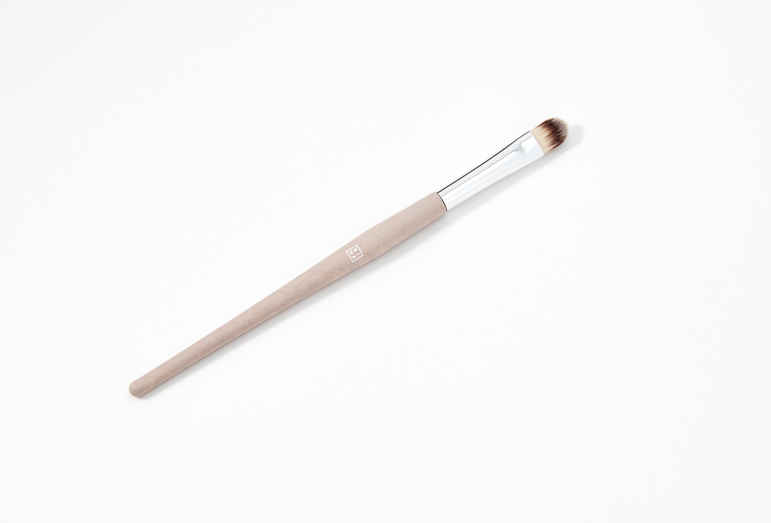 3INA Precision Concealer Brush for Covering Imperfections The Concealer Brush