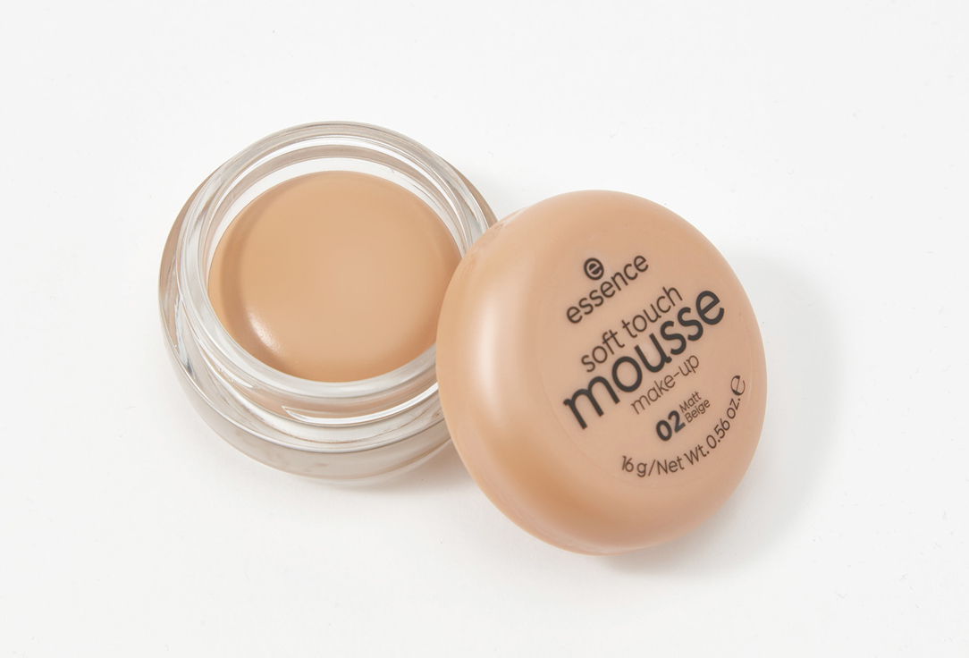 Essence Foundation Soft Touch Mousse