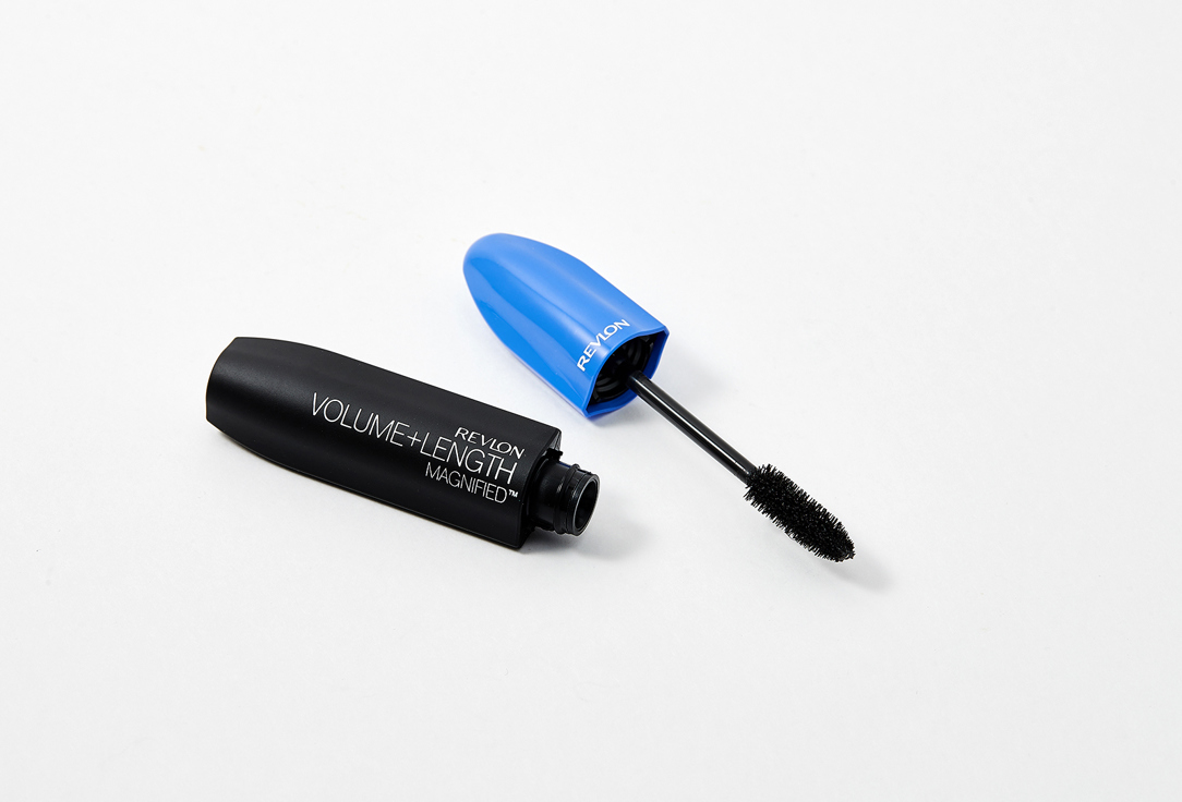 Revlon Mascara Volume and Length Magnified