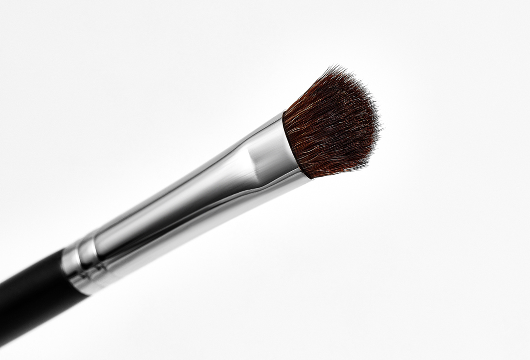 BODYOGRAPHY Brush natural look