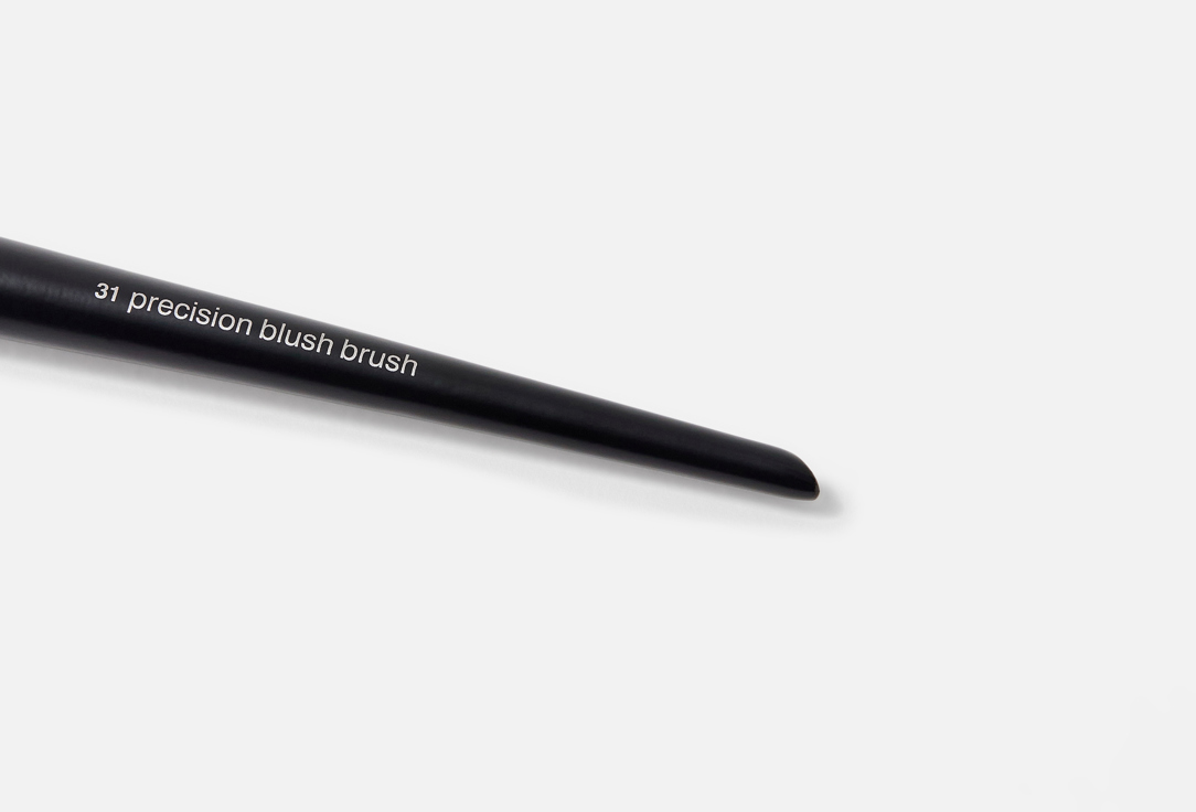 Beter Blush Brush Elite Precision Blush Brush