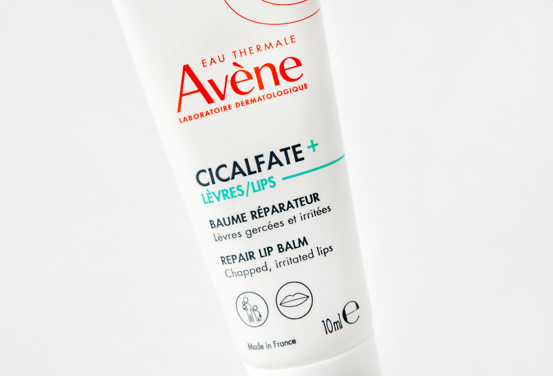 EAU THERMALE AVENE Repairing Lip Balm Cicalfate