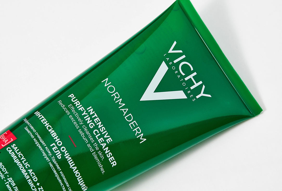 Vichy Cleansing gel for problem skin reduces skin oiliness without drying and protects it Normaderm Phytosolution