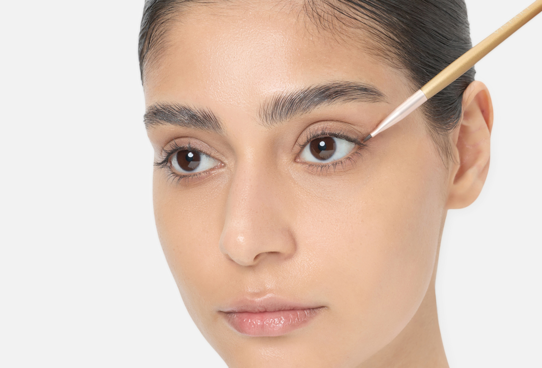 VISEART Brow Brush With Precision