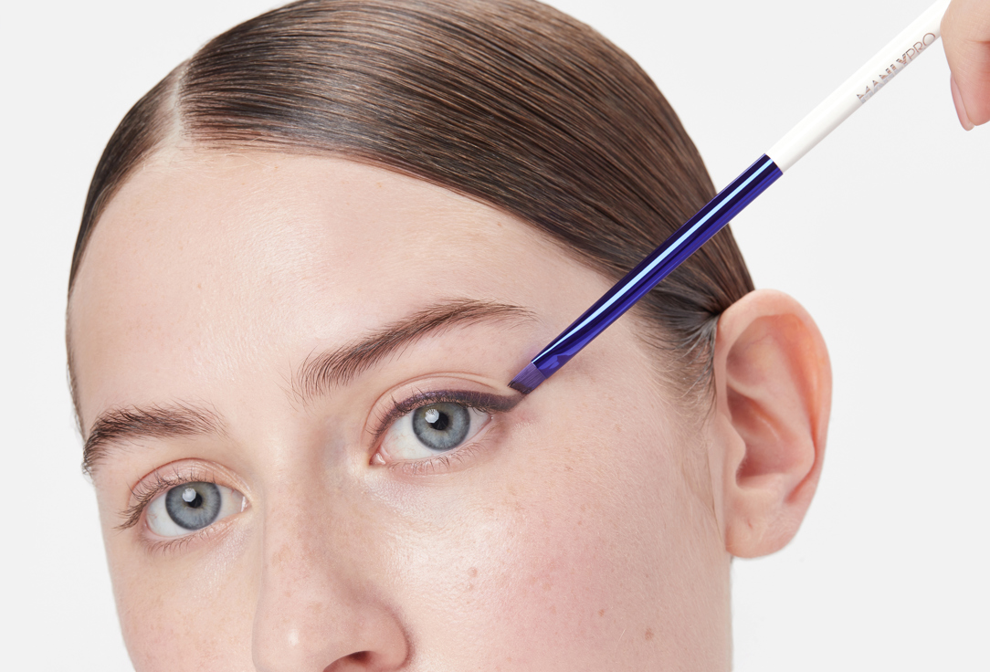 Manly PRO Universal Bevel Eyebrows & Eyeliner Brush K112