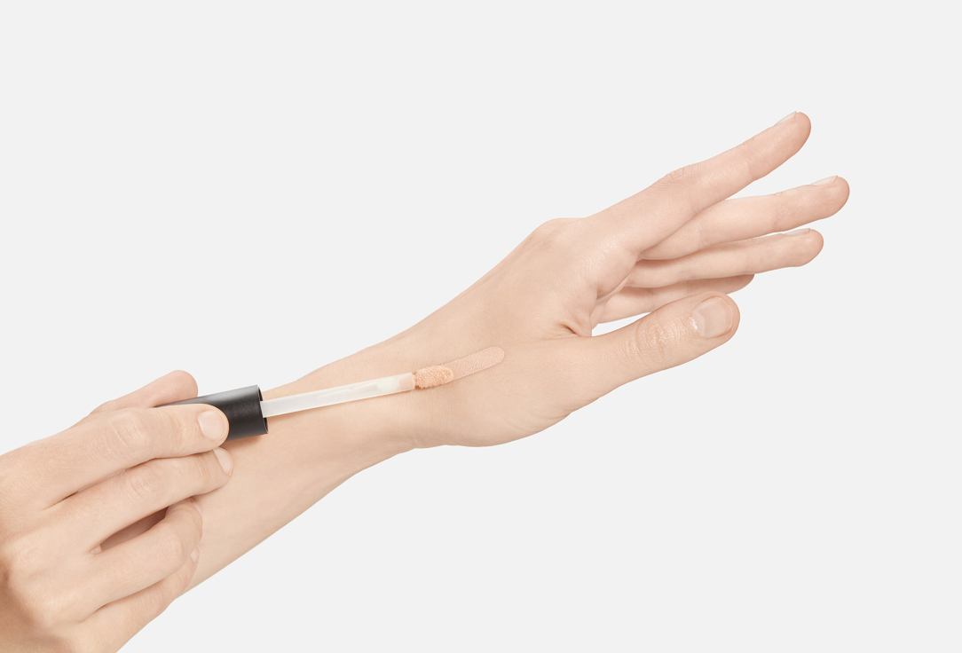 essence Lightweight Liquid Concealer Camouflage+ matte