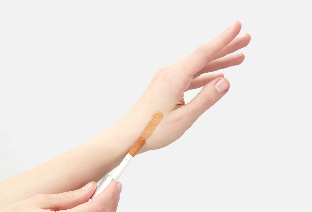 3INA Long-lasting, medium to high coverage matte concealer The 24H Concealer