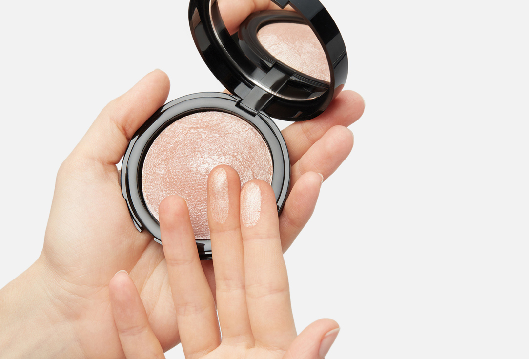 Romanovamakeup Compact Powder Highlighter Sexy Powder Highlighter