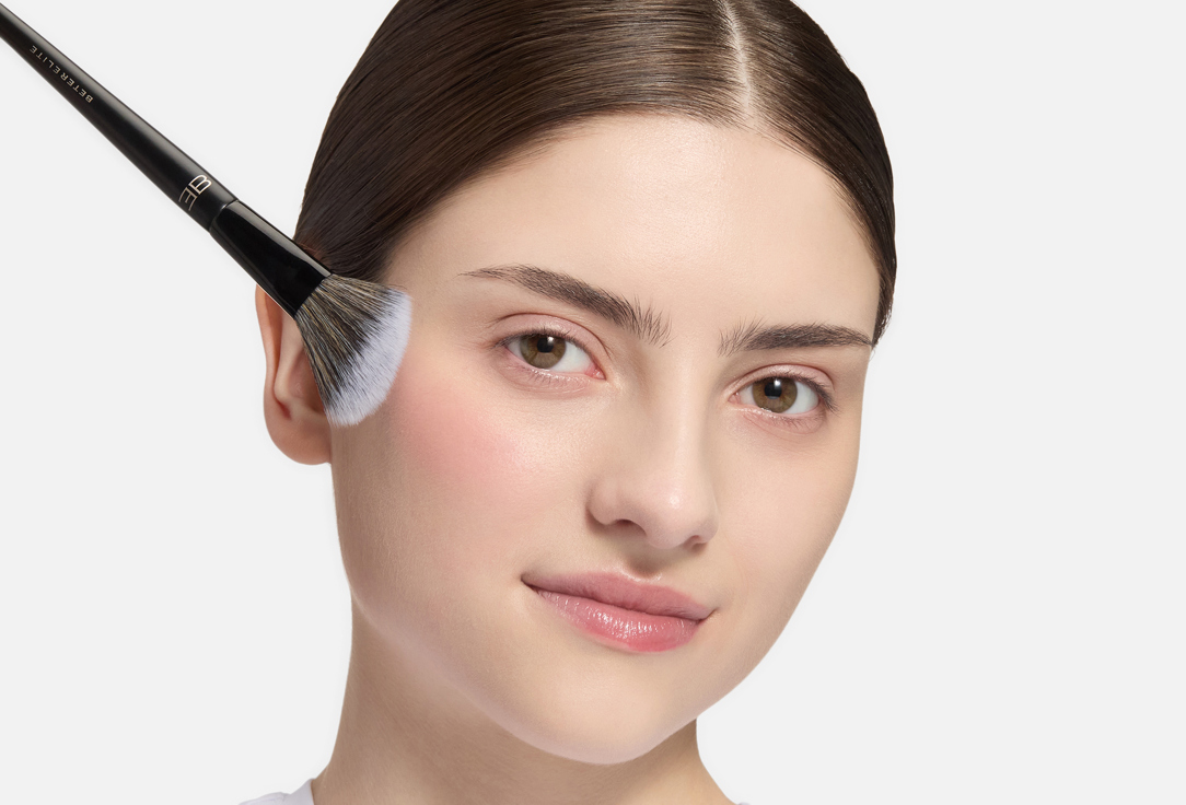 Beter Blush Brush Elite Precision Blush Brush